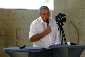 Avec TOUS PARTENAIRES, solidarité, inclusion numérique, partage de compétences riment avec La Poste !